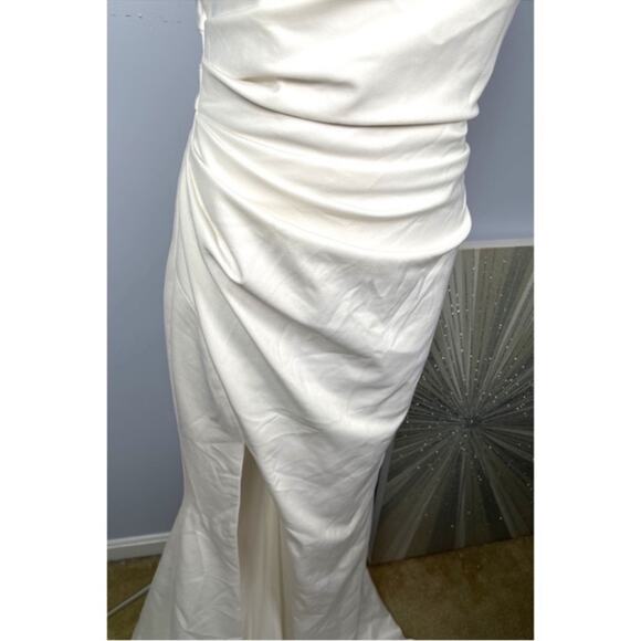 Noel and Jean Katie May Divinity Back Cutout Wedding White Maxi Gown Size XS - Picture 6 of 14